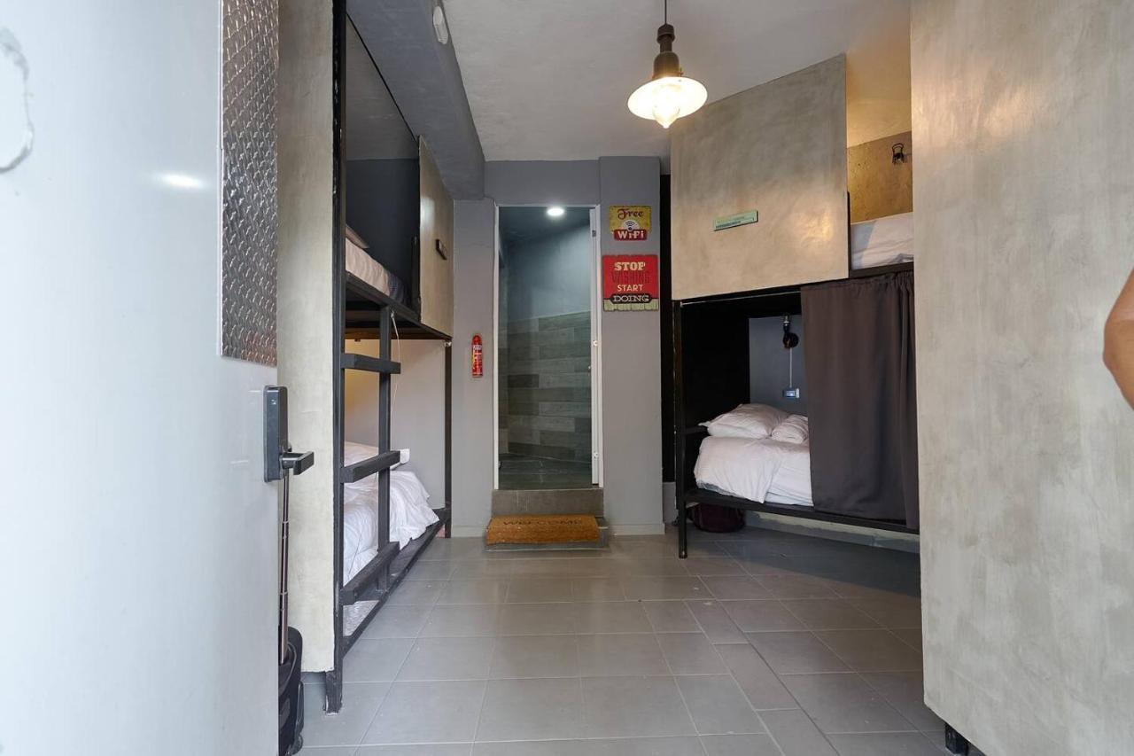 We Hostel And Suites Miraflores By Stand Out Hotels Collection Santo Domingo Exterior photo