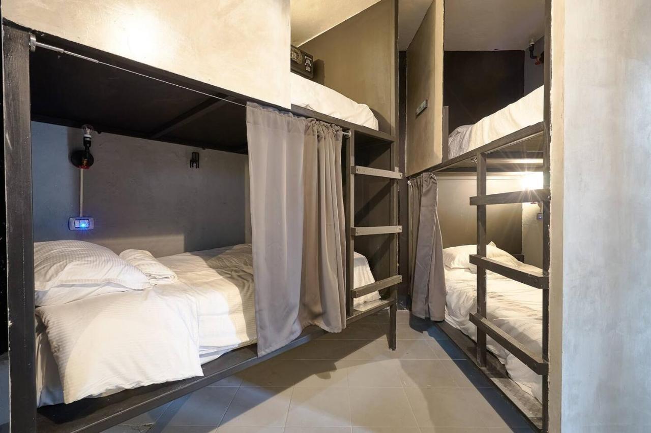 We Hostel And Suites Miraflores By Stand Out Hotels Collection Santo Domingo Exterior photo
